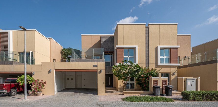 Villa de 4 chambres à Al Barsha, UAE No. 223409
