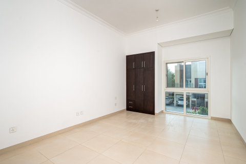 Villa de 4 chambres à Al Barsha, UAE No. 223409 9