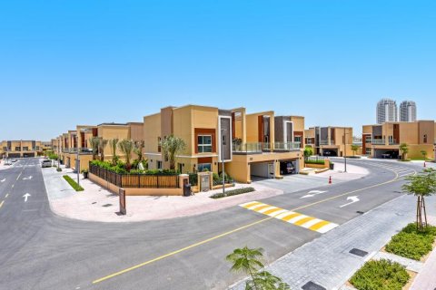Villa de 4 chambres à Al Barsha, UAE No. 223409 3