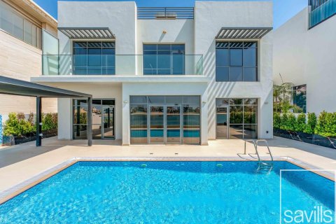Вилла с 5 спальнями в Garden Homes, ОАЭ №217395