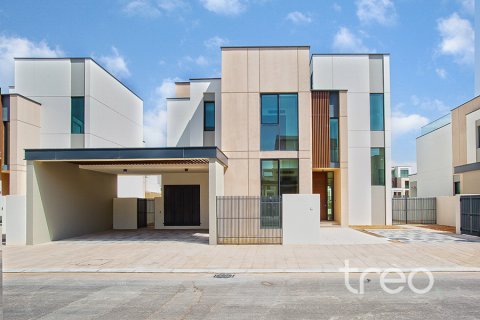 5 bedrooms Villa in Caya, UAE No. 220551