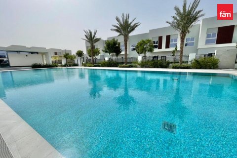 Villa de 3 chambres à Dubai, UAE No. 217217