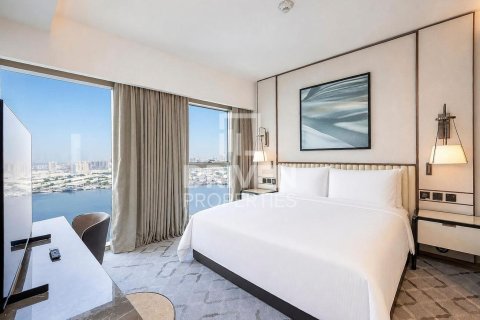 Apartment de 1 dormitorio en Address Harbour Point, UAE No. 221524 8