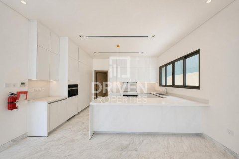 4 bedrooms Villa in District One, UAE No. 212818 14