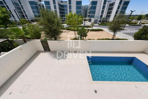 4 bedrooms Villa in District One, UAE No. 212818 29