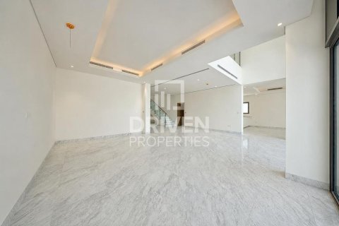 4 bedrooms Villa in District One, UAE No. 212818 13