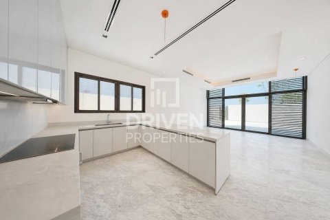 4 bedrooms Villa in District One, UAE No. 212818 6