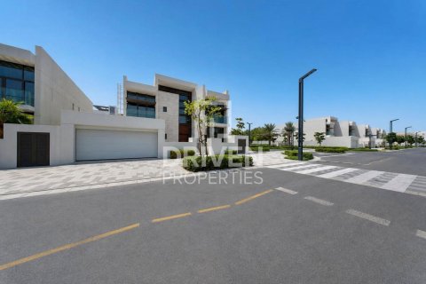 4 bedrooms Villa in District One, UAE No. 212818 28