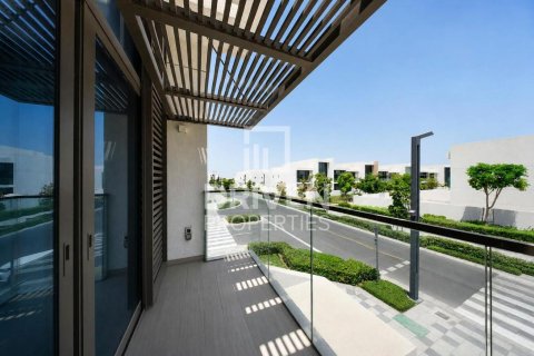 4 bedrooms Villa in District One, UAE No. 212818 30