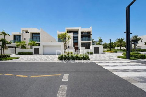 4 bedrooms Villa in District One, UAE No. 212818