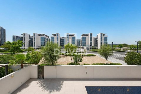 4 bedrooms Villa in District One, UAE No. 212818 4