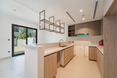 Townhouse de 3 dormitorios en Dubai Sports City, UAE No. 217142 6