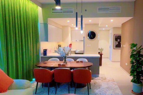 Apartment de 2 dormitorios en Forte 2, UAE No. 215389 8
