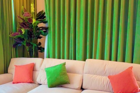 Apartment de 2 dormitorios en Forte 2, UAE No. 215389 15