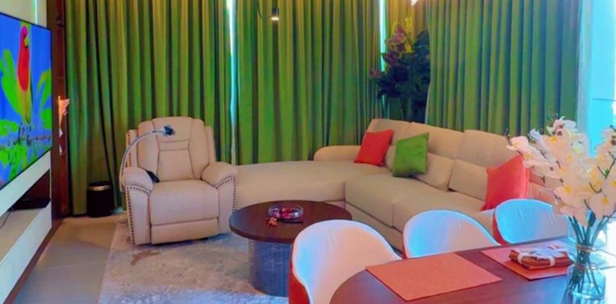 Apartment de 2 dormitorios en Forte 2, UAE No. 215389