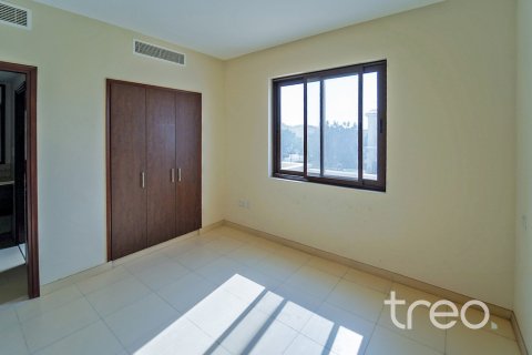 3 bedrooms Villa in Reem, UAE No. 220897 10