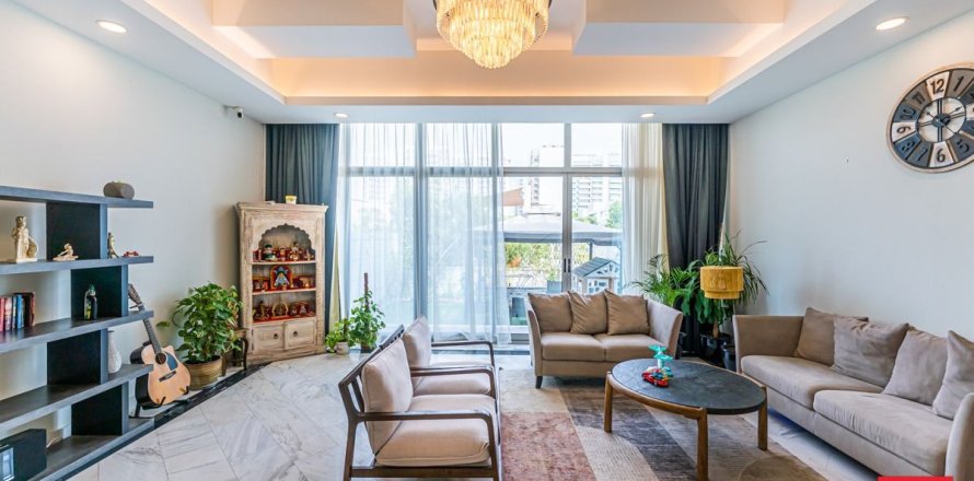 Villa de 3 dormitorios en Al Furjan, UAE No. 205587