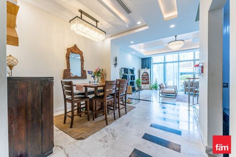Villa de 3 dormitorios en Al Furjan, UAE No. 205587 4