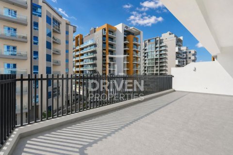 Apartment de 2 dormitorios en Majan, UAE No. 221533 15