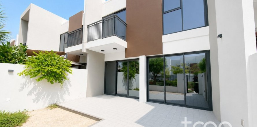Villa de 3 chambres à Villanova, UAE No. 220919