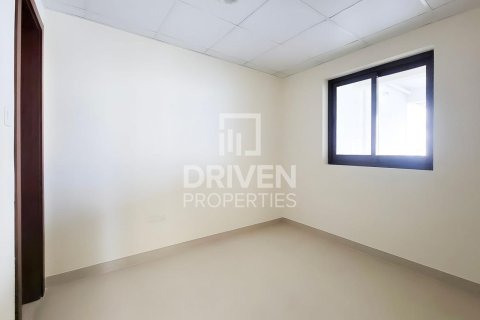 Вилла с 4 спальнями в District 11, ОАЭ №221236 7
