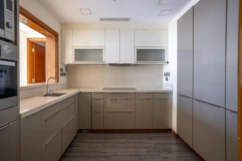 Apartment de 3 dormitorios en Marina Residences, UAE No. 203654 8