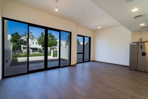3 bedrooms Apartment in Dubai, UAE No. 146957