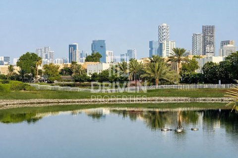 Land de 2605.74m² en Sector E, UAE No. 214231 3
