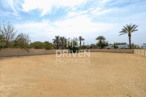 Land de 2605.74m² en Sector E, UAE No. 214231 14
