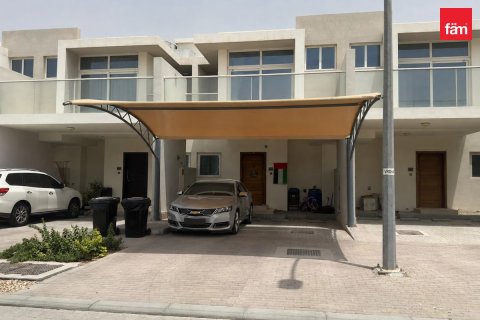 Townhouse de 3 chambres à Dubai, UAE No. 205681 3