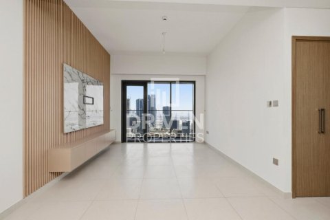 2 bedrooms Apartment in Burj Royale, UAE No. 212524 8