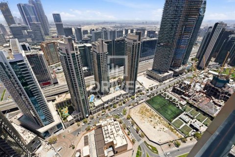2 bedrooms Apartment in Burj Royale, UAE No. 212524 17