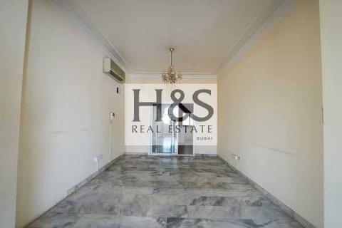 4 bedrooms Villa in Dubai, UAE No. 112709 21