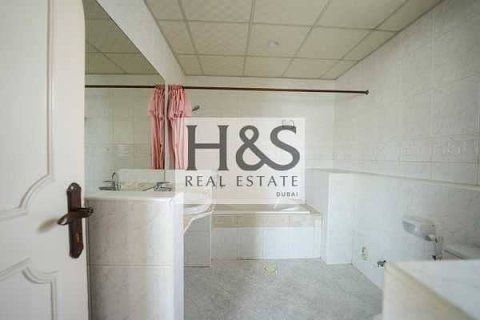 4 bedrooms Villa in Dubai, UAE No. 112709 14