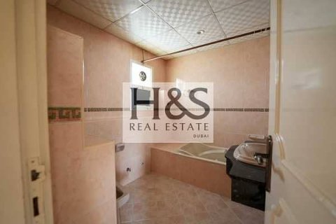 4 bedrooms Villa in Dubai, UAE No. 112709 15