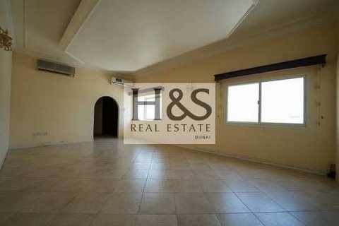 4 bedrooms Villa in Dubai, UAE No. 112709 23