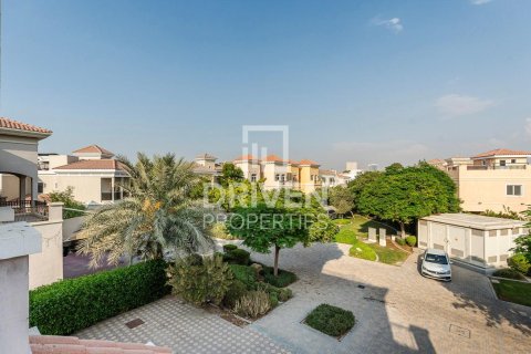 4 bedrooms Villa in Hacienda, UAE No. 212664 18