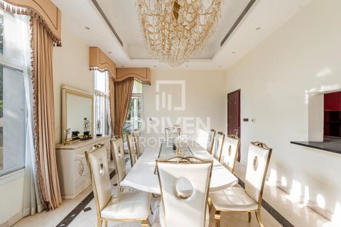 4 bedrooms Villa in Hacienda, UAE No. 212664 5