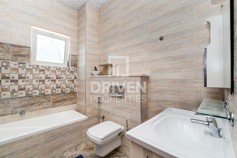 4 bedrooms Villa in Hacienda, UAE No. 212664 12