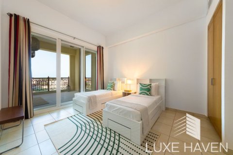 Квартира с 3 спальнями в Marina Residences, ОАЭ №11067 16