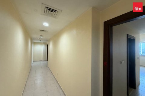 3 bedrooms Apartment in Business Bay, UAE No. 205537 11