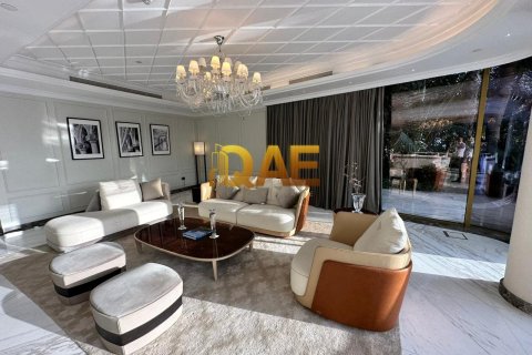 7 bedrooms Villa in The World Islands, UAE No. 7182 28