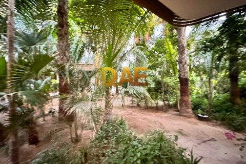 7 bedrooms Villa in The World Islands, UAE No. 7182 15