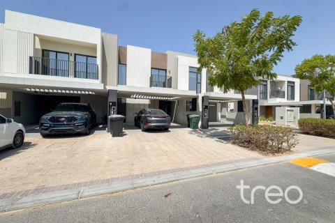 3 bedrooms Townhouse in EMAAR South, UAE No. 220958 27