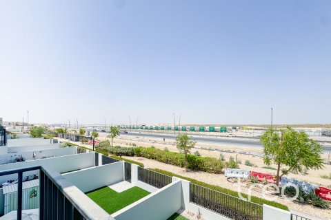 3 bedrooms Townhouse in EMAAR South, UAE No. 220958 16