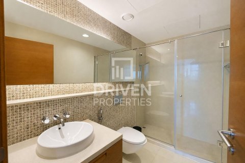 Apartment de 2 dormitorios en Claren Towers, UAE No. 223315 19