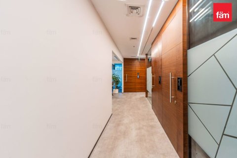 619.7m² Office in Business Bay, UAE No. 222394 16