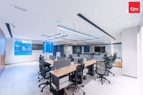 619.7m² Office in Business Bay, UAE No. 222394 3