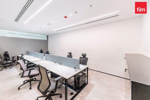 619.7m² Office in Business Bay, UAE No. 222394 8