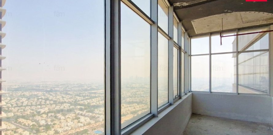 117.8m² Office in Dubai, UAE No. 215972